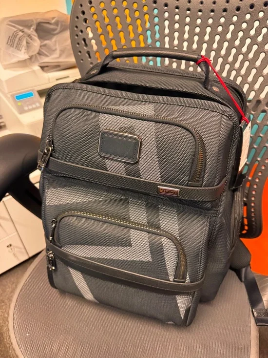 NWT Tumi ALPHA 17” Brief Pack Laptop Backpack - REFLECTIVE TUMI JACQUARD