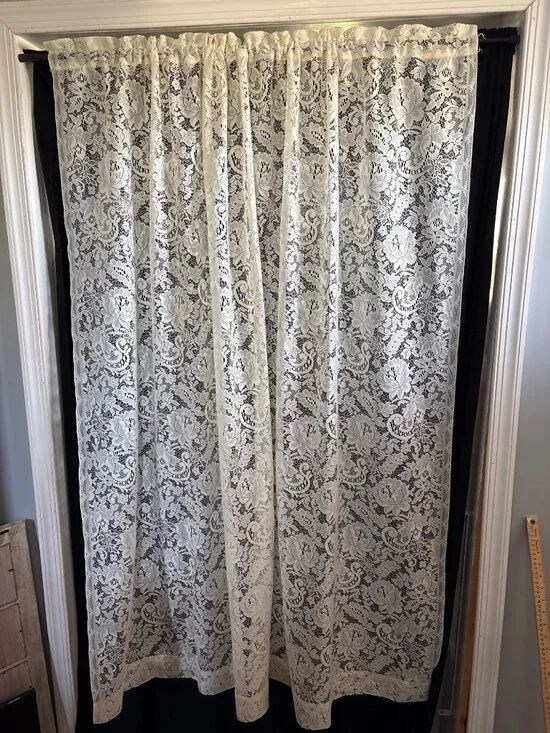 JC Penney 61Wx64L Cream Lace Curtain Panel Floral Pattern USA