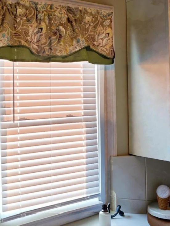Floral Patterned Valance with Green Trim. 52