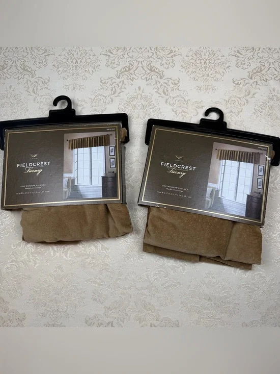 Fieldcrest Luxury Mocha Window Valances - Pair - New
