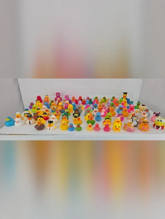 Lot of 116 Assorted Rubber Ducks Novelty Character Jeep Cruise Ducking