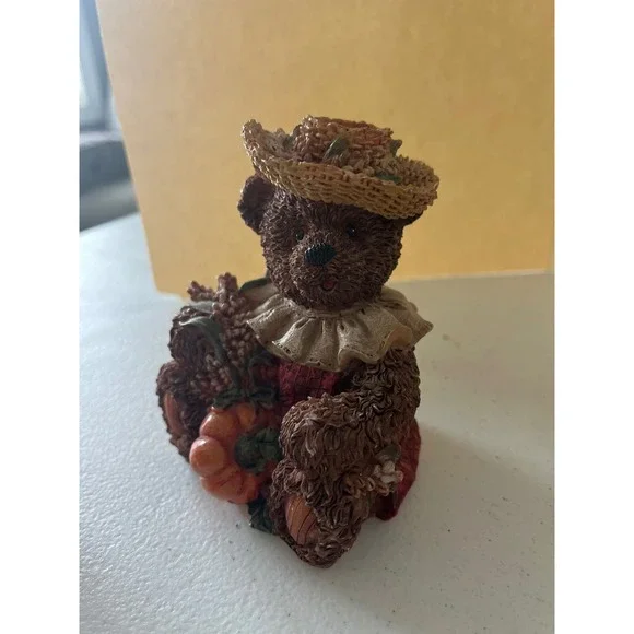Harvest Teddy Bear Figurine Resin Pumpkin Straw Hat 2000 Vintage