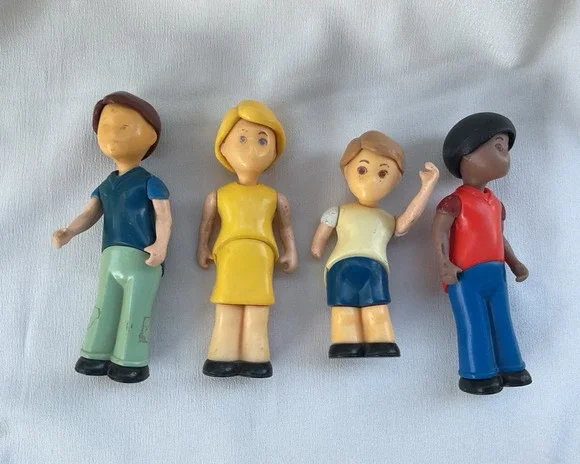 Vintage Little Tikes Dollhouse People Figures Lot of 4 Replacement Figures