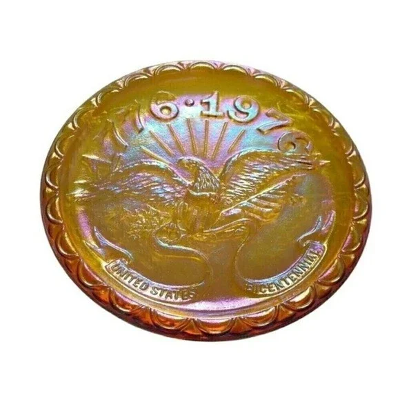 United States Bicentennial 1776 1976 Eagle Shield Carnival Glass Plate