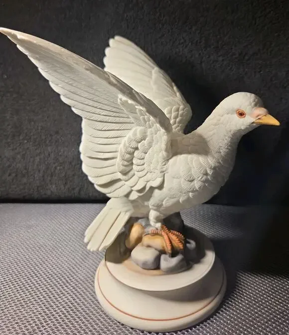 Andrea by Sadek porcelain white dove figurine 8.5 In