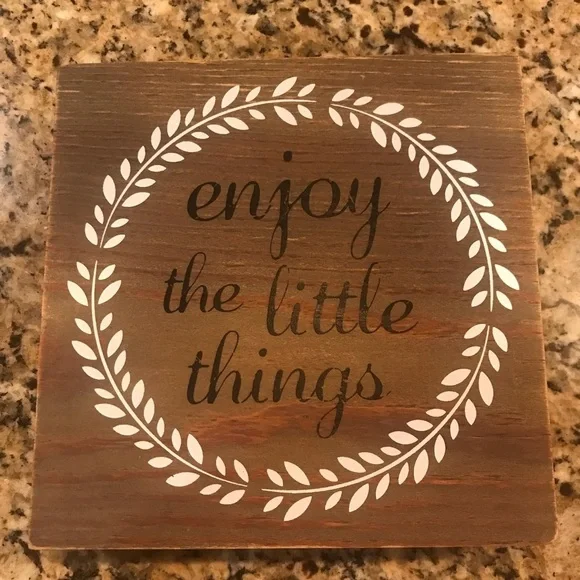 ▪️enjoy the little things Wood Box Decor