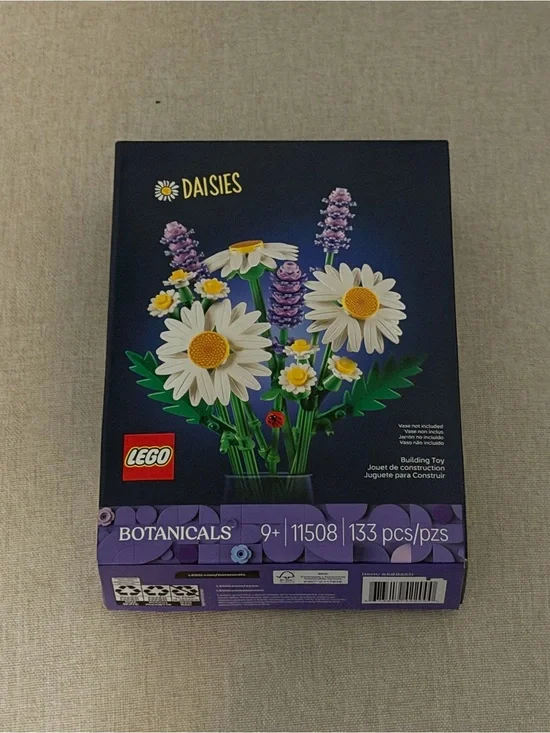 Lego Botanicals Daisies Set — White, Yellow & Purple Accents