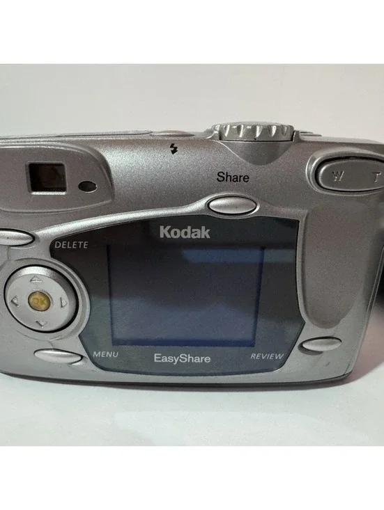 Kodak EasyShare DX4330 3.1MP Digital Camera Silver - For Parts/Fix Only