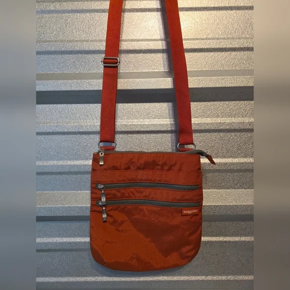 Baggallini Rust Messenger Bag