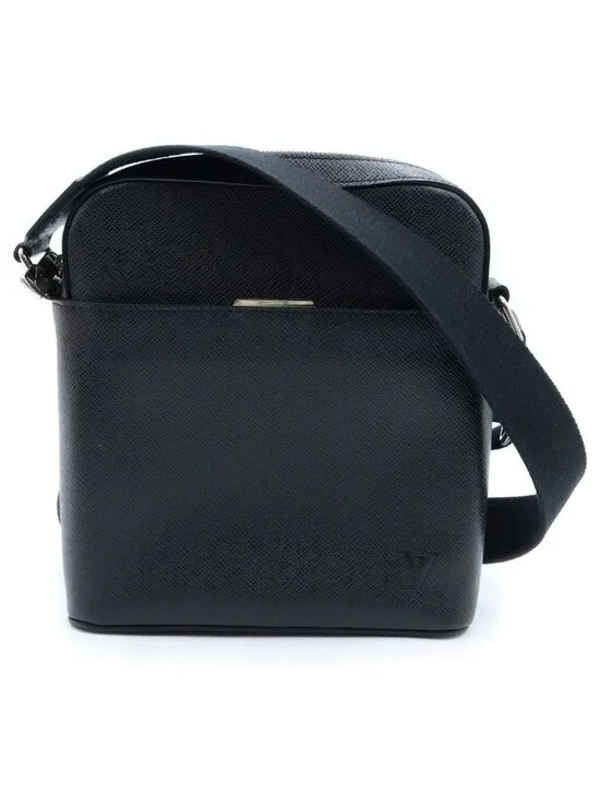 Louis Vuitton Taiga Anton Messenger PM Shoulder Bag Black Leather