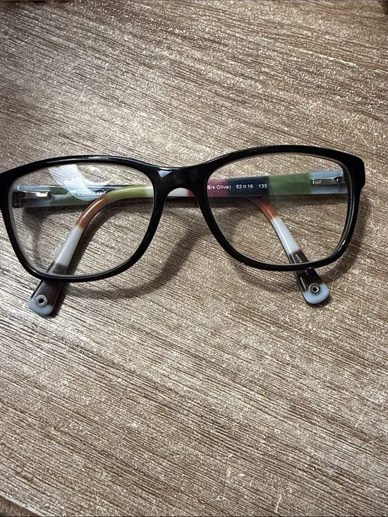 Coach frames
