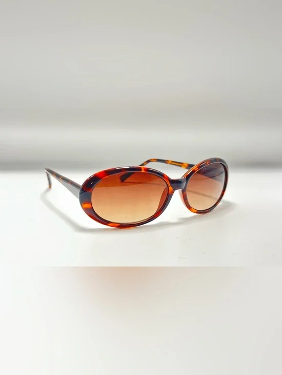 Simply Vera Wang Tortoise Oval Sunglasses Frames
