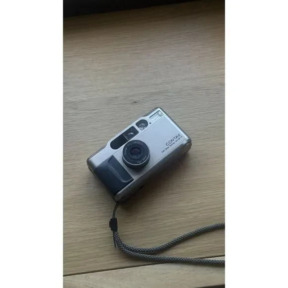 Contax T2 Titan 35mm Point & Shoot Film Camera Tested - FLASH DOES NOT FIRE