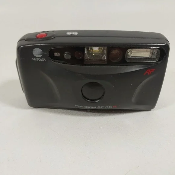 Minolta Freedom AF35R 35mm Film Camera Point &‎ Shoot – Untested