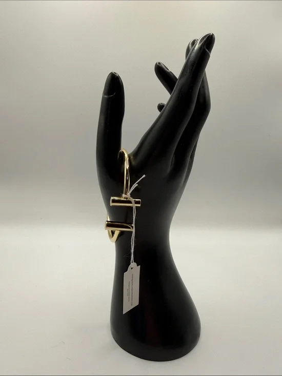 Talon bracelet in gold