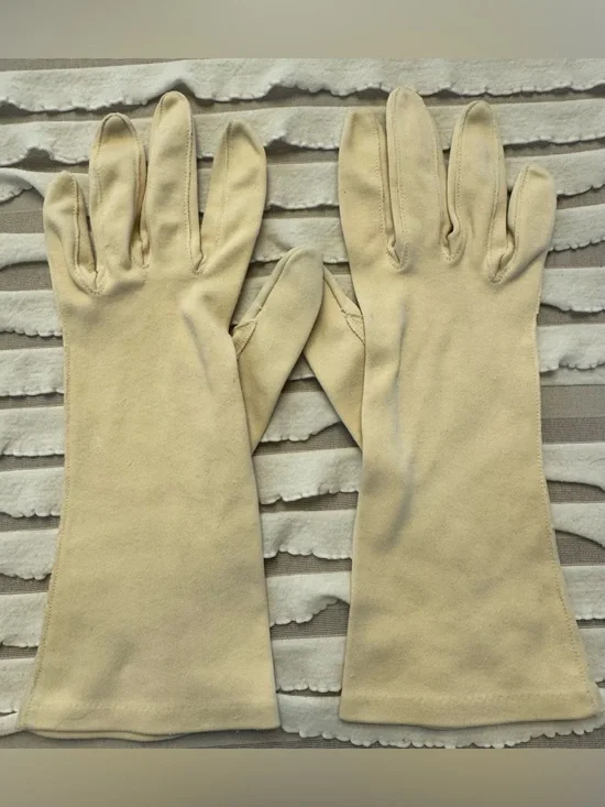 Vintage Fownes Royal Opera Length Dress Gloves 1950 VTG Cream Womens 8 Tea Party