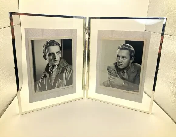 Silver Metal & Clear Glass Hinged Double Frame 4x6 Freestanding w/ 2 Prints