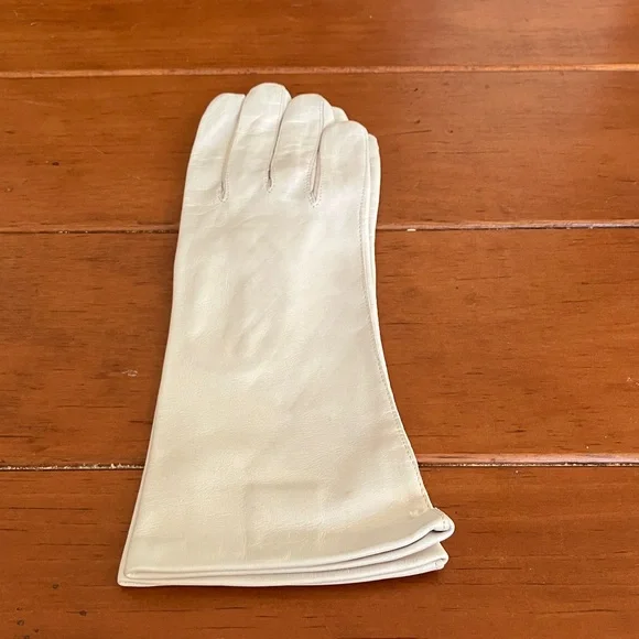 New Vintage White Madova Firenze Leather Gloves