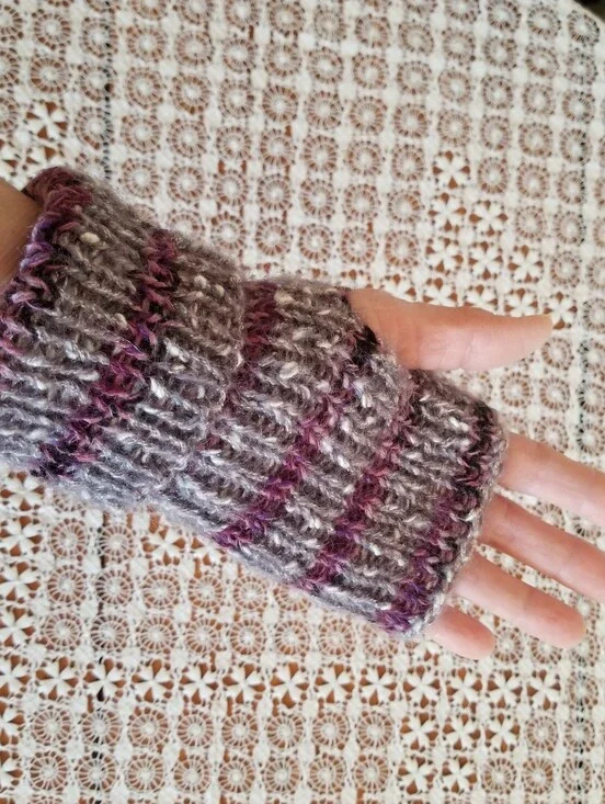 Handmade Knitted Fingerless Gloves One Size NWOT