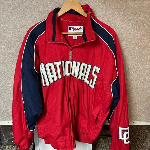 Majestic Authentic Washington Nationals Full Zip‎ Coat, TacNTwill lettering