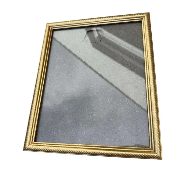 Vintage Gold Wood? 8x10 Picture Photo Frame Standing Home Decor