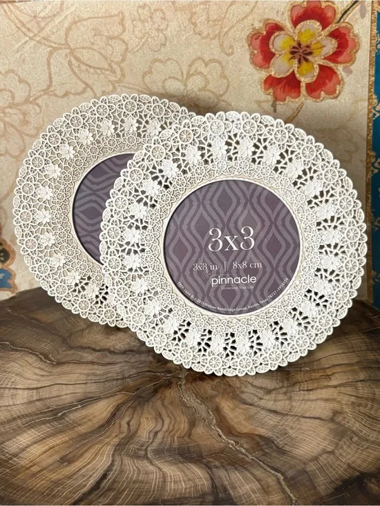 NWT Set/2 Round Metal 3x3 White Decorative Lace Photo Frames