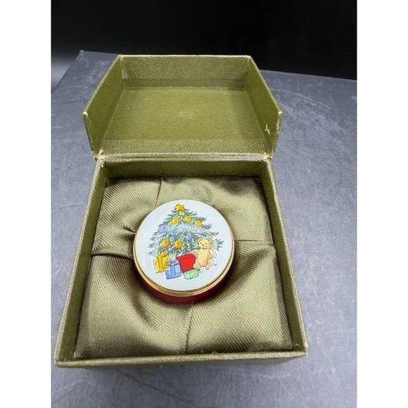 🎄 Crummels English Enamels Vintage Tiny Christmas Trinket Box – EUC ✨