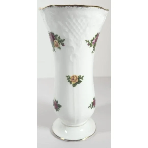 Vintage 1962 Royal Albert Old Country Roses Bud Vase 5.5” Tall EUC