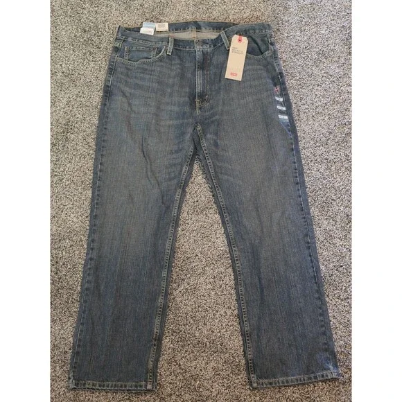 Levi's 559 Jeans Men's 40x32  Relaxed Straight Stretch Medium Wash 005590537 NEW