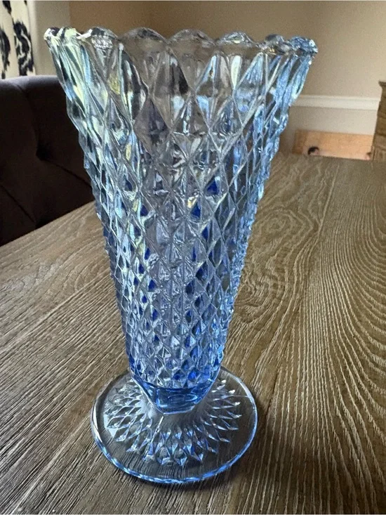 Indiana Glass Light Blue Diamond-Pattern Vase