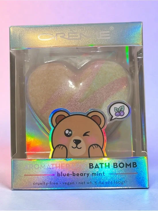 Creme Blue-Beary Mint Heart Bath Bomb - Pink & Cream