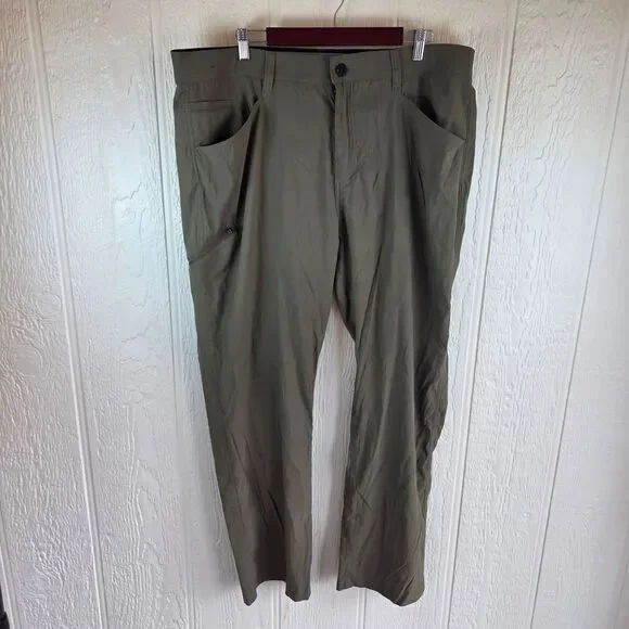 Orvis Men's Olive Chinos, Size 40 X 32
