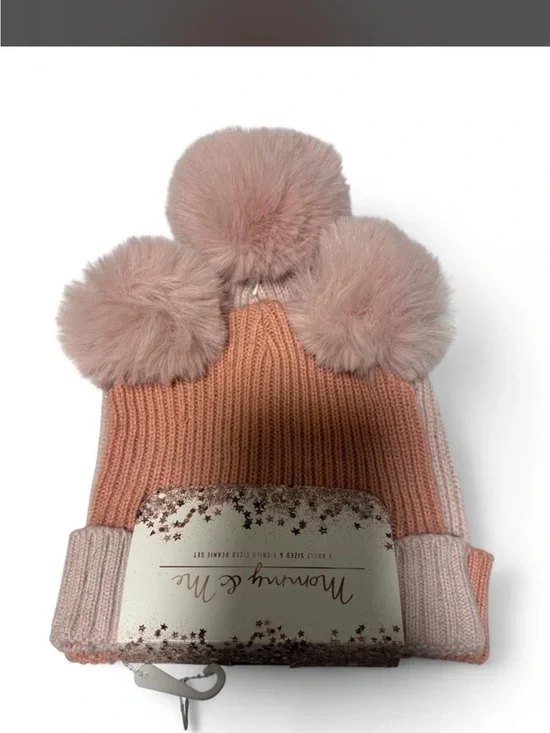 🌸NWT Mommy and Me Colorblock Beanie Set - 2 Piece Matching Hats.🌸