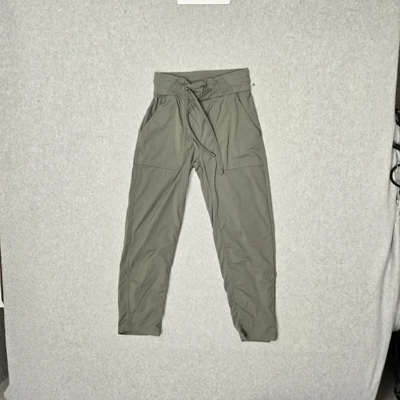 Lululemon Women Activewear Pants 0 Gray Beyond The  Studio Jogger 23