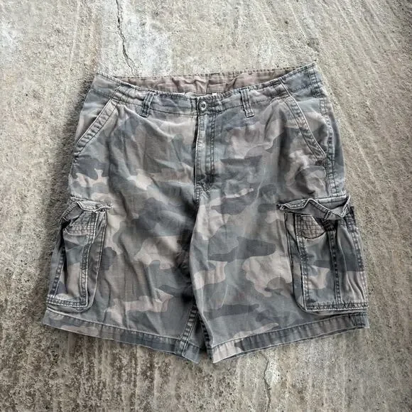 Vintage Green Camo Utility Cargo Shorts Pocket 36 Summer 00s Y2K Grunge Skate