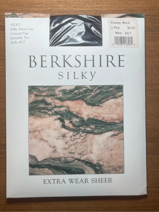 Berkshire Silky Extra Wear Sheer Control Top Pantyhose Fantasy Black Size 2 Plus