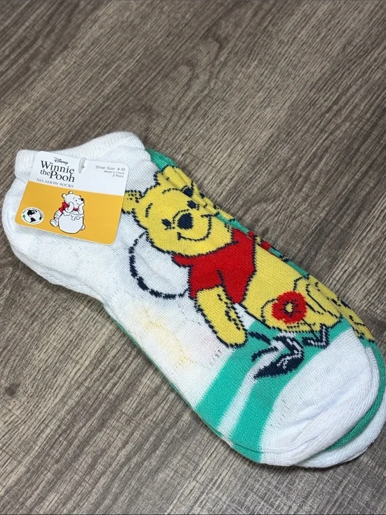 ☄️5 for $20☄️Winnie the Pooh Women’s No-Show Sock Trio