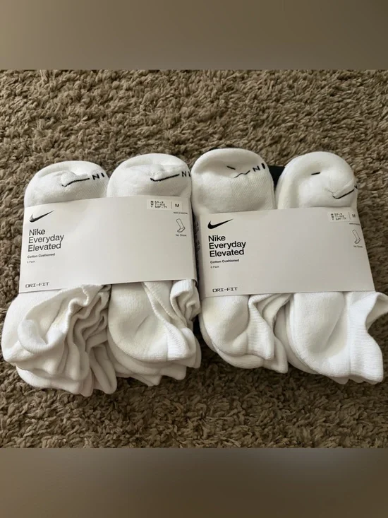 Nike White Cushioned Low-Cut Athletic Socks - 2 Pack of 6