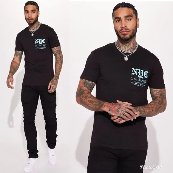 2/$30 Fashion Nova NYC Sunset Short Sleeve Tee in Black