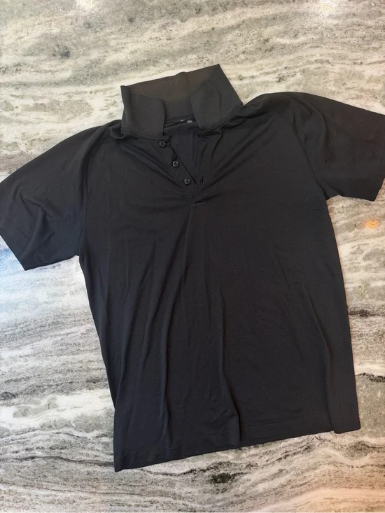 Men’s Lululemon Black Short-Sleeve Performance Polo Large