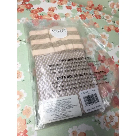 Free People OS Anklet Fishnet Nude Socks Three stripes New