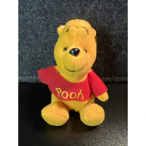 Vintage‎ Disney Winnie the Pooh Plush Zippered Pouch Keychain 4.5