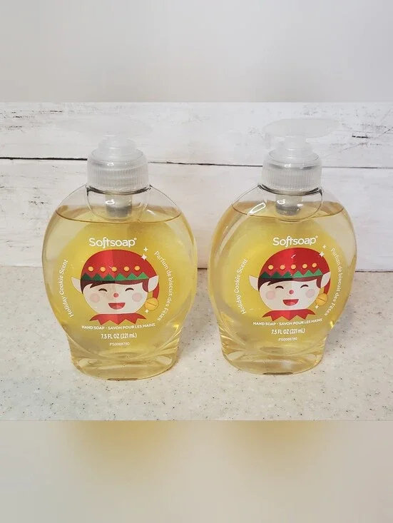 2 Softsoap Holiday Cookie Scent Hand Soap 7.5 oz Limited Edition Christmas Elf