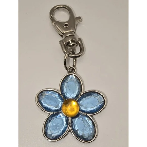Silver‎ Tone Pure Charm Daisy Key Chain Blue And Amber Rhinestones Floral -576