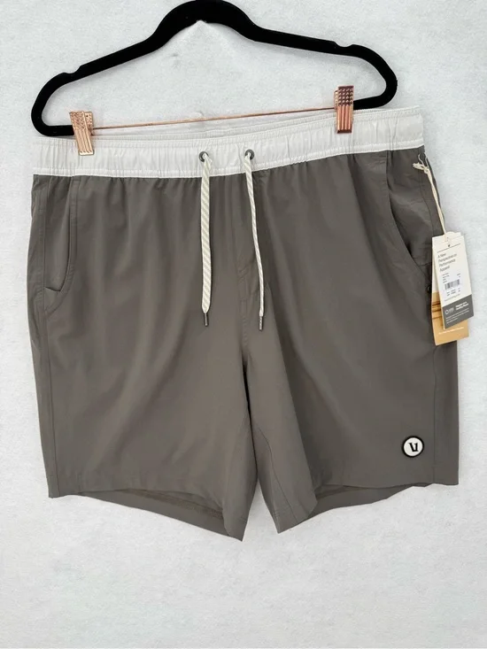 NWT Vuori Men’s Active Shorts Kore Performance Shorts  7.5