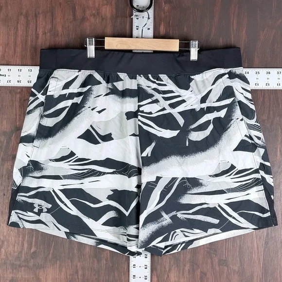 Under Armour UA Speedpocket Graphic Printed 7