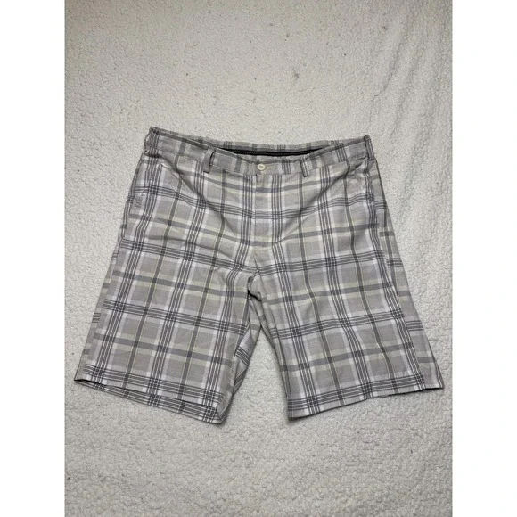 IZOD Mens Shorts 40 Golf Shorts Gray Plaid Flat Front Woven Casual Pockets