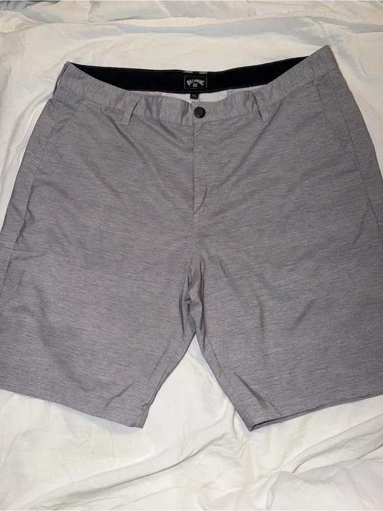 Billabong Men's Gray Shorts