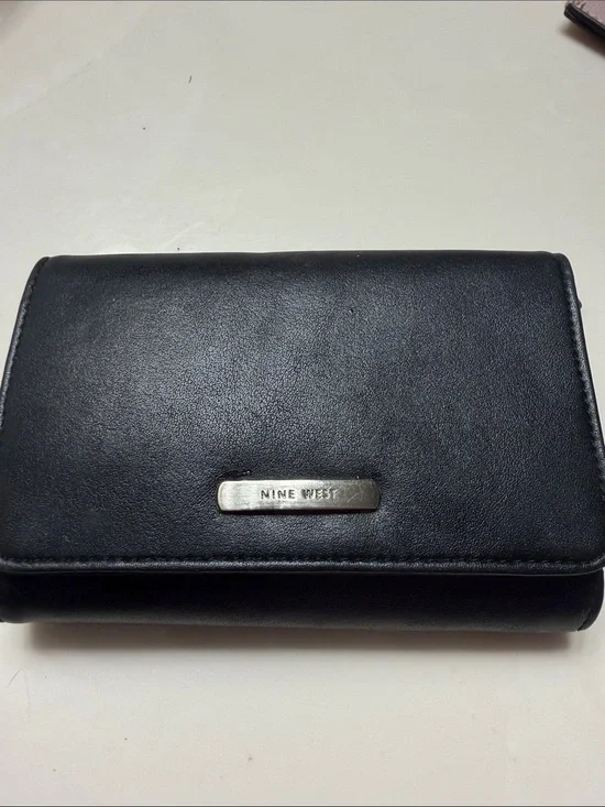 Nine West Black Folded Card & Key Holder