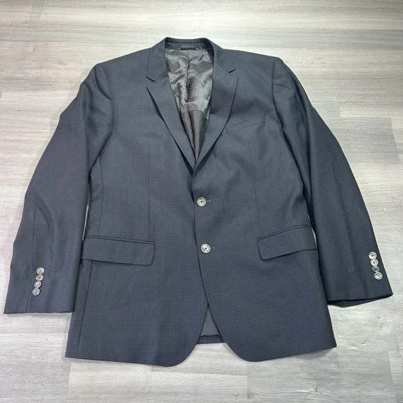 Hugo Boss Blazer Mens 44R Gray Virgin Wool Check Sport Coat Jacket Made Turkey